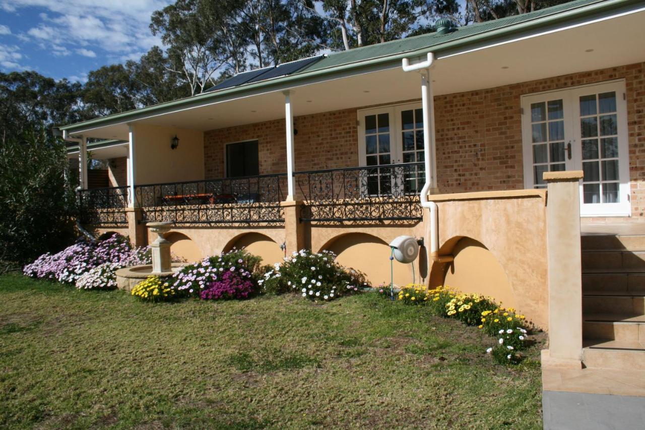 Colin'S Garden Apartment Bomaderry Екстериор снимка