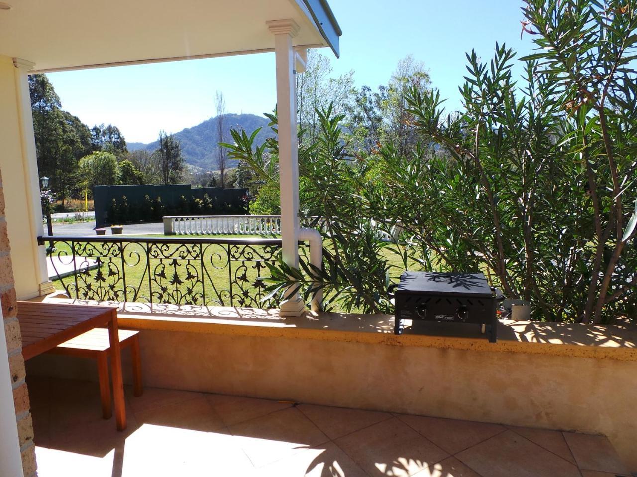 Colin'S Garden Apartment Bomaderry Екстериор снимка