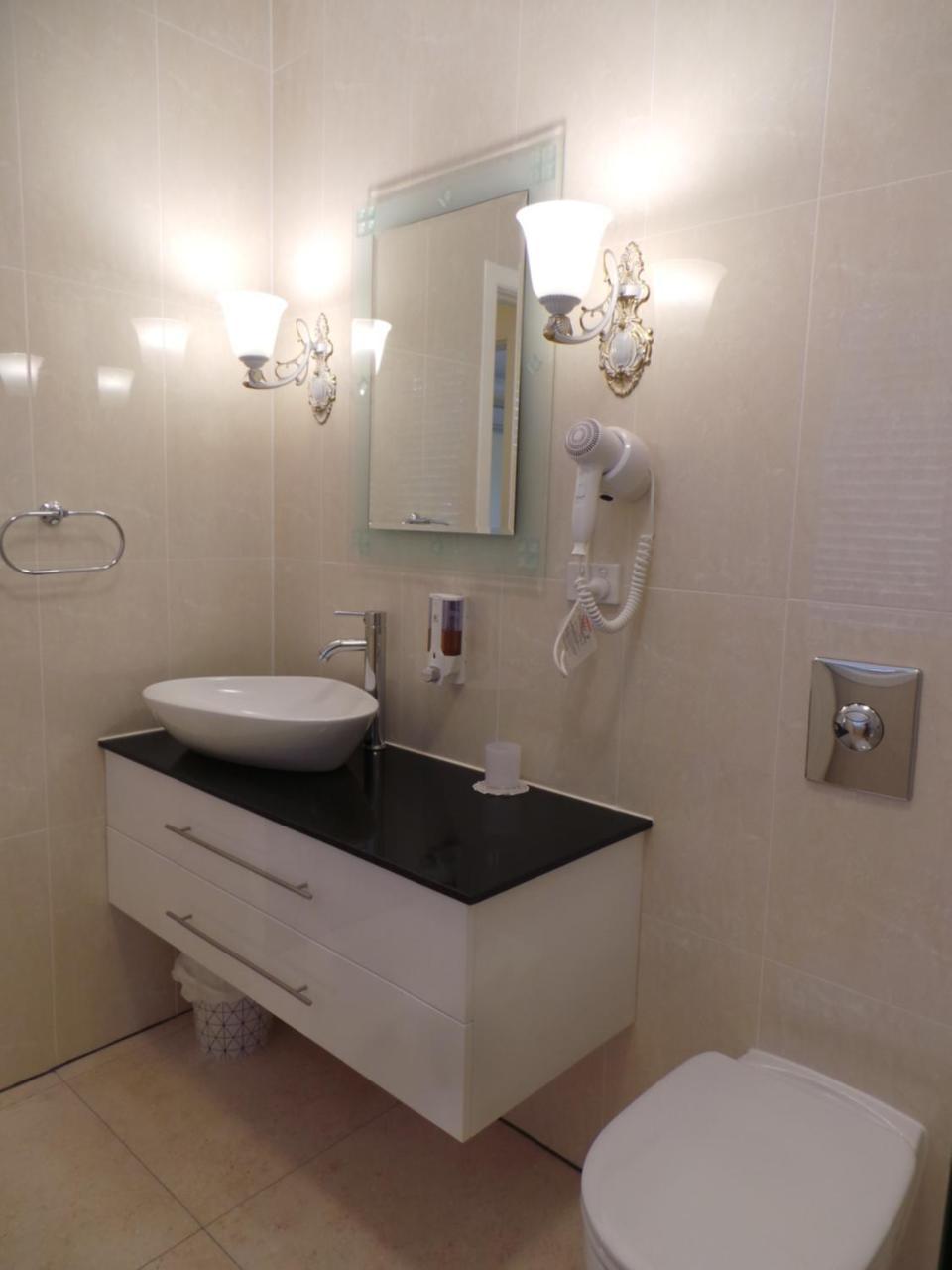 Colin'S Garden Apartment Bomaderry Екстериор снимка